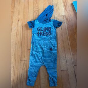 RAGS Short Sleeved Green hooded Romper with Climb Trees Print 12-18